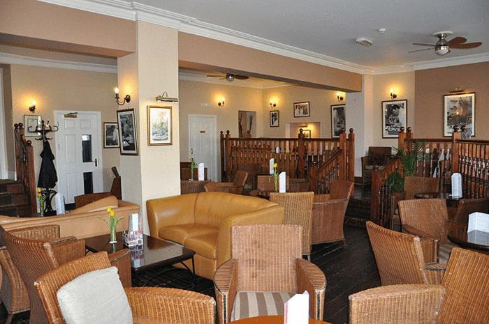 Patricks With Rooms Mumbles Exterior foto