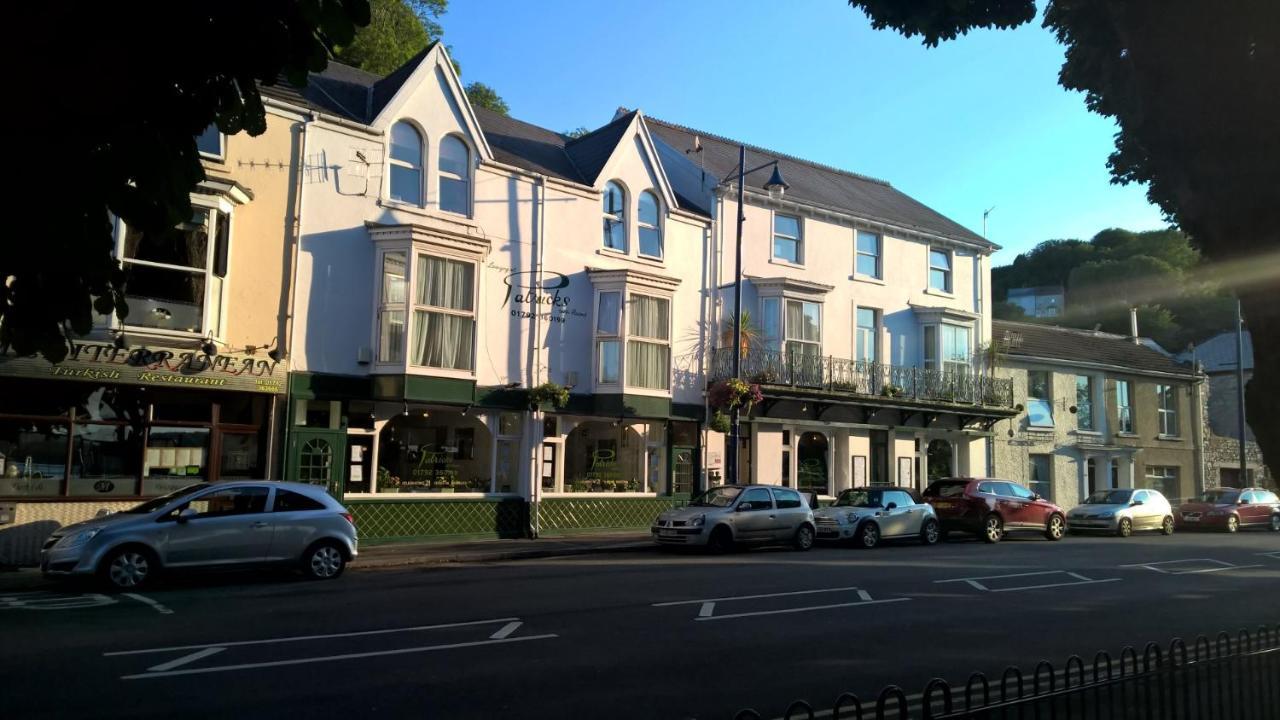 Patricks With Rooms Mumbles Exterior foto