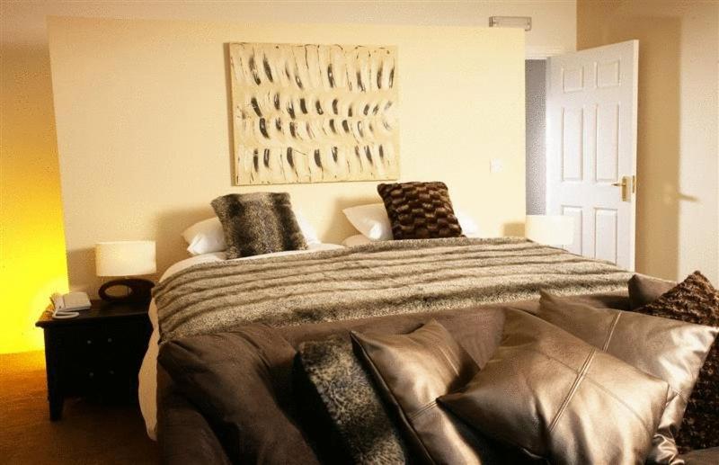Patricks With Rooms Mumbles Exterior foto