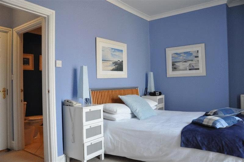 Patricks With Rooms Mumbles Exterior foto